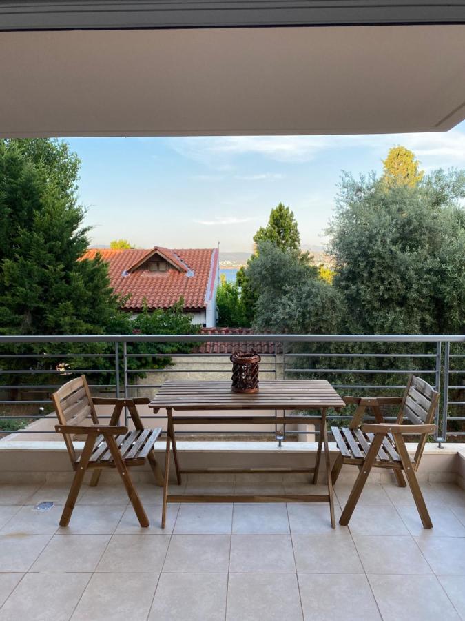 Seaside One-Bedroom On Chalkis Exterior foto